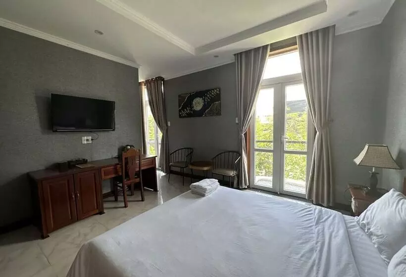 هتل Capital O 1183 Villa Le Na
