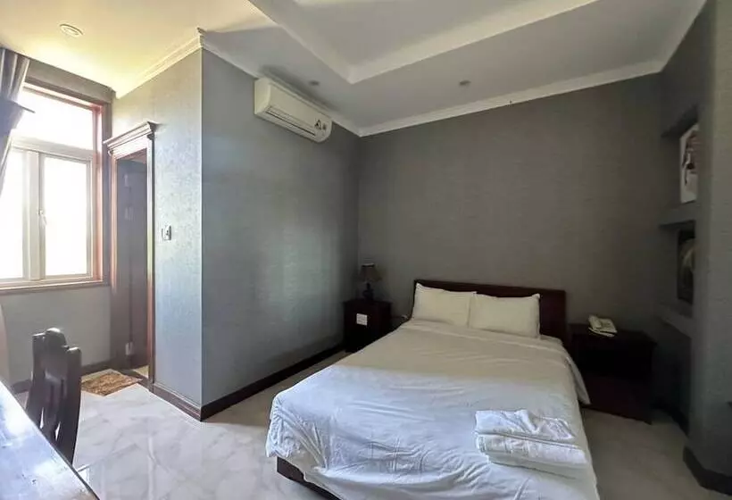 هتل Capital O 1183 Villa Le Na