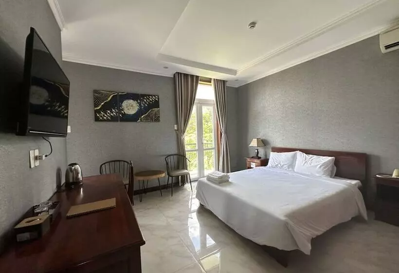 هتل Capital O 1183 Villa Le Na