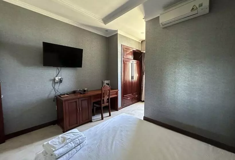 هتل Capital O 1183 Villa Le Na