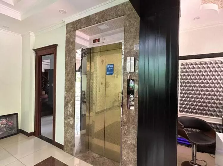 هتل Capital O 1183 Villa Le Na