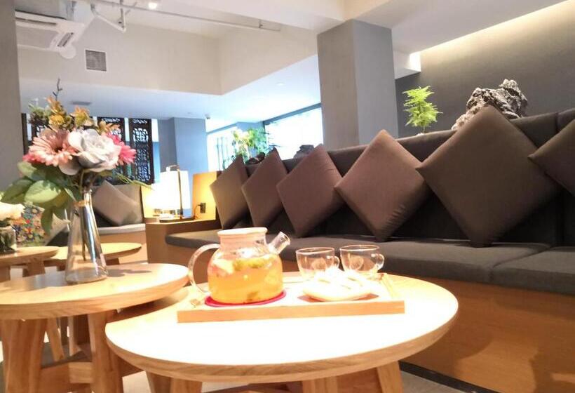 Отель Guangzhou Shug Art