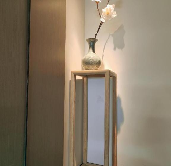 Отель Guangzhou Shug Art