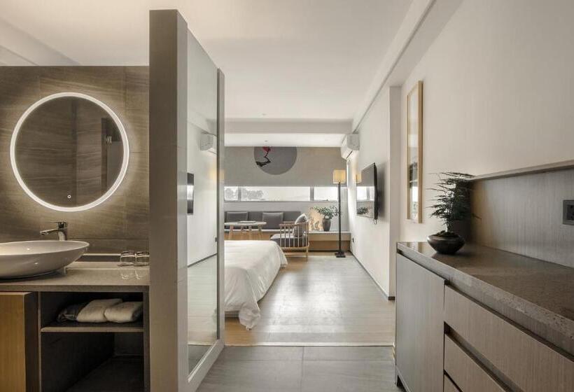 Отель Guangzhou Shug Art