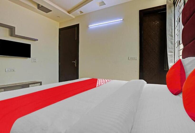 Otel Golden Key Inn Punjabi Bagh