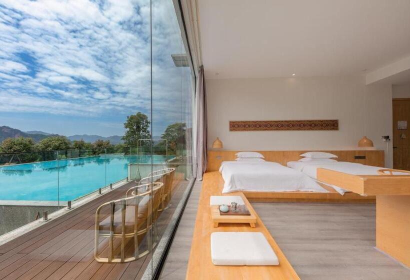 Отель Avatar Mountain Resort