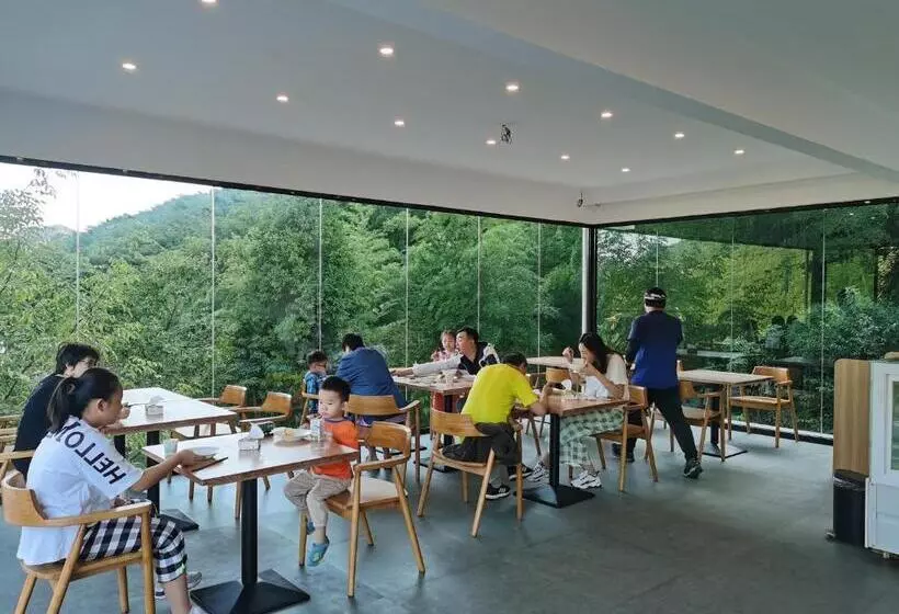 Hotelli Avatar Mountain Resort