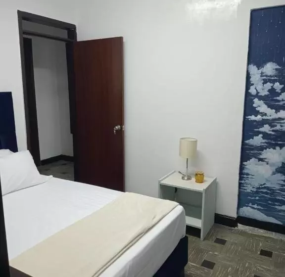 پانسیون Hostal Astroblue