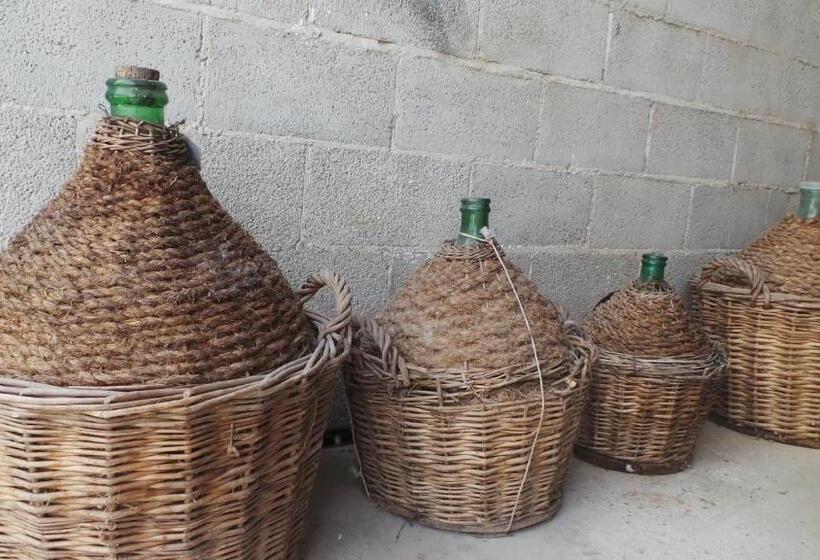 ベッドアンドブレックファースト Sotto La Vigna Charm Stay Adult Only Vacation Balcony Suite