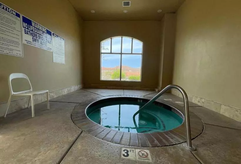 ホテル H5 The Kestrel L Ground Floor 3 Bedroom Hillside View