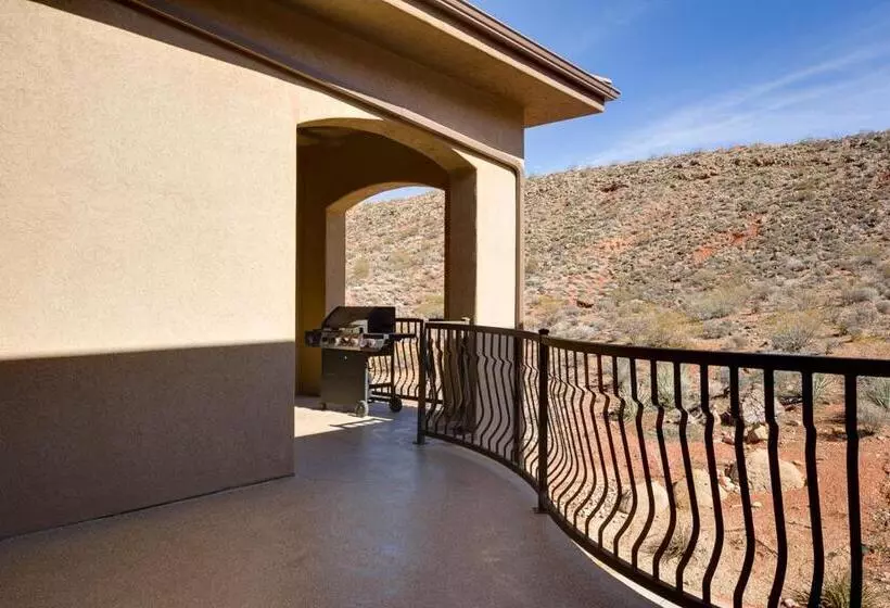 ホテル H5 The Kestrel L Ground Floor 3 Bedroom Hillside View