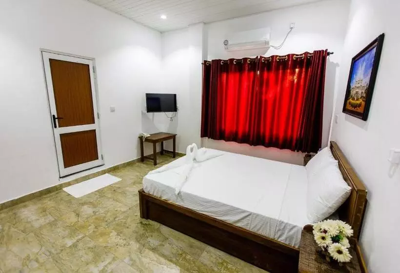 هتل Pearl Island Inn