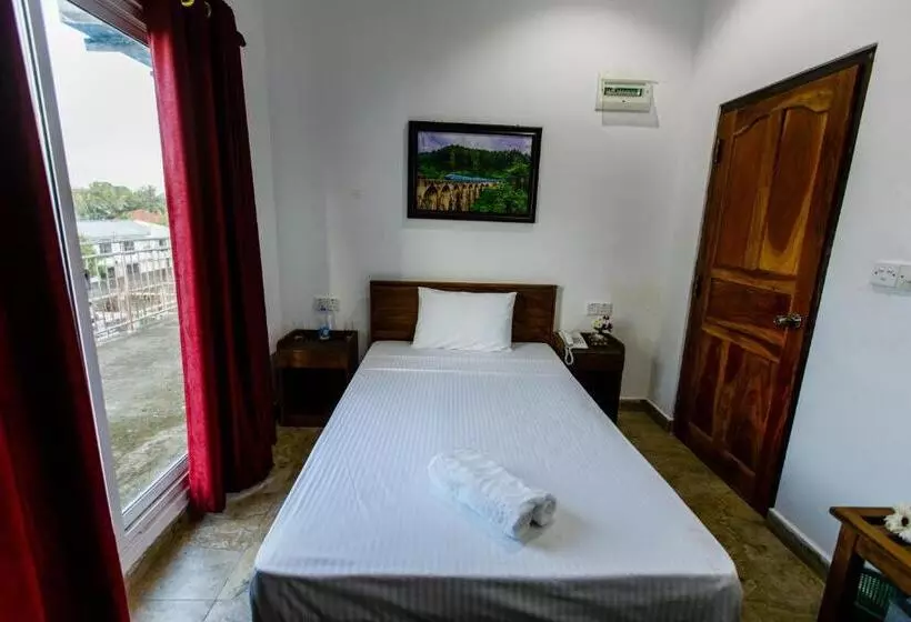 هتل Pearl Island Inn