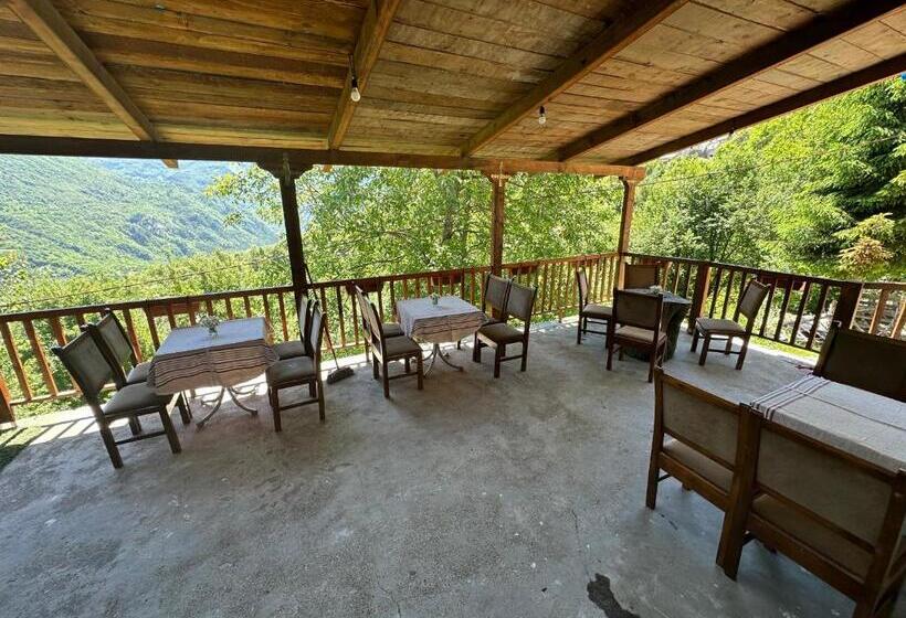 פנסיון Guesthouse Kroni I Micanit