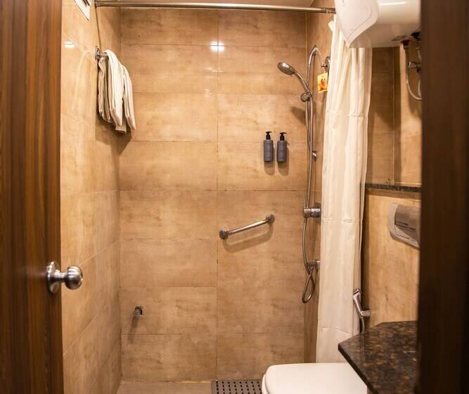 Residences By Hotel Limon, Sector 45 Gurgaon