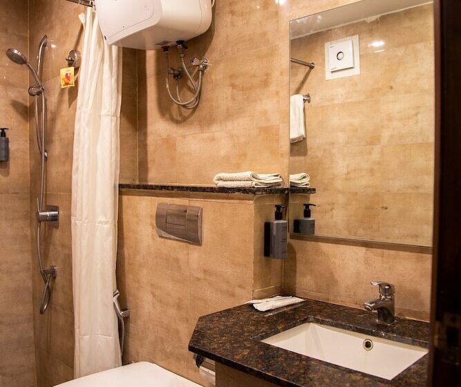 Residences By Hotel Limon, Sector 45 Gurgaon