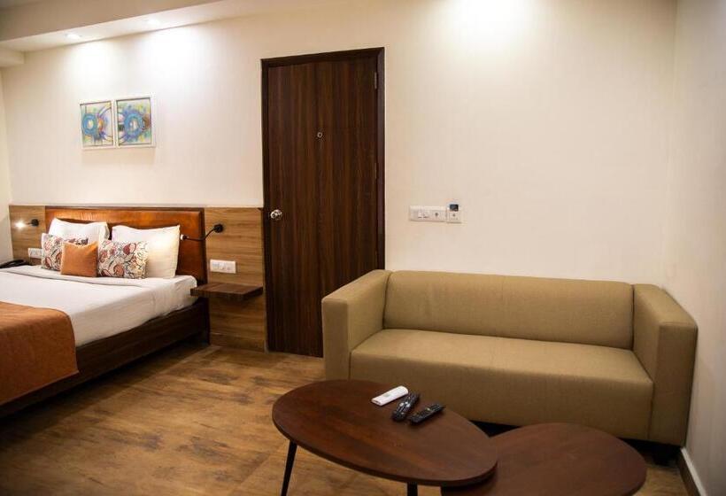 Residences By Hotel Limon, Sector 45 Gurgaon