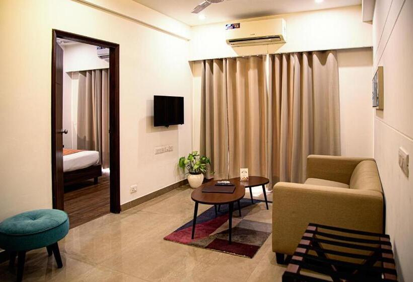 Residences By Hotel Limon, Sector 45 Gurgaon