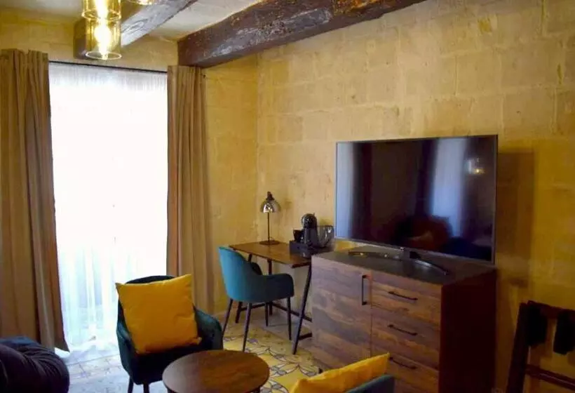 Bed and Breakfast Babel Suites
