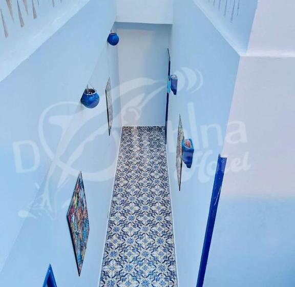 Dolphina Hotel & Restaurant