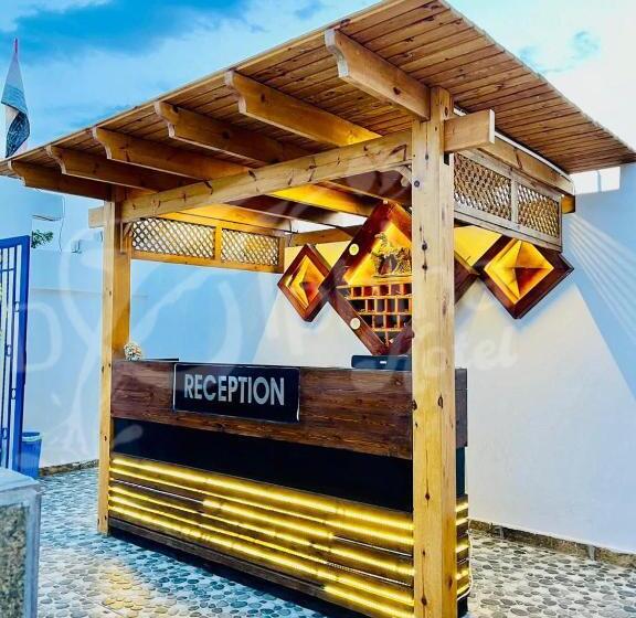 Dolphina Hotel & Restaurant