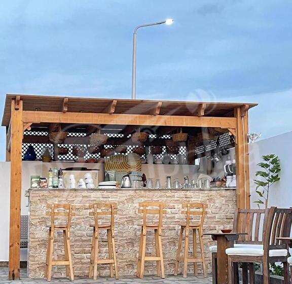 Dolphina Hotel & Restaurant