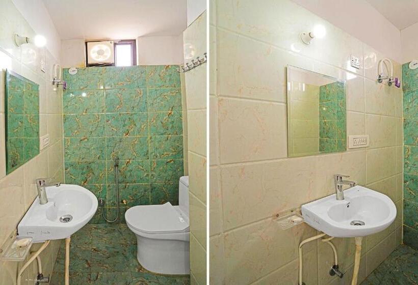 酒店 Oyo Flagship 81356  Blue Moon