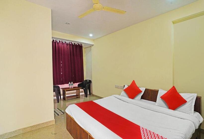 酒店 Oyo Flagship 81356  Blue Moon