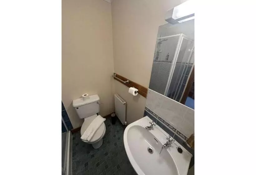 Hotelli Oyo Mackay S Travel Lodge