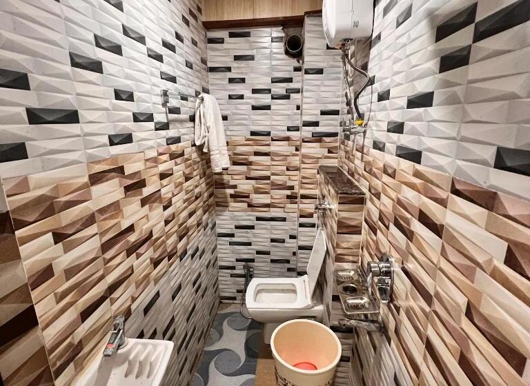 Отель Raghunandan Near Shree Ram Janambhumi