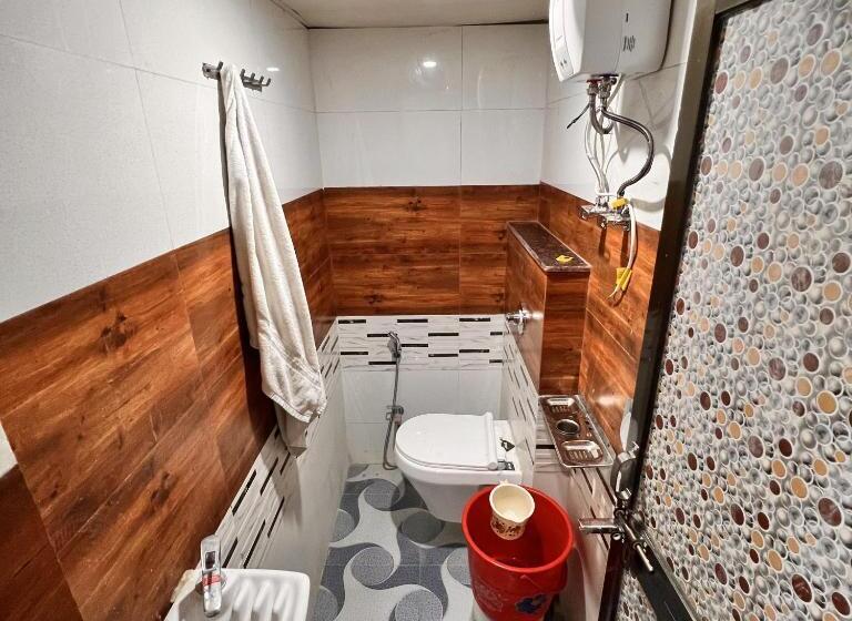 Отель Raghunandan Near Shree Ram Janambhumi