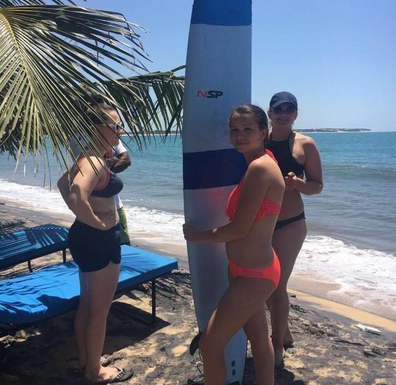 בית מלון כפרי Surf East Villa