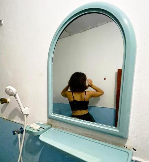 בית מלון כפרי Surf East Villa