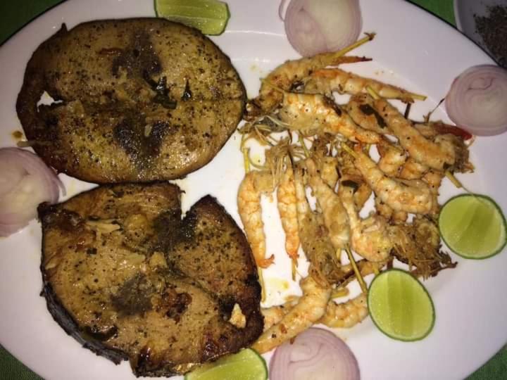 בית מלון כפרי Surf East Villa