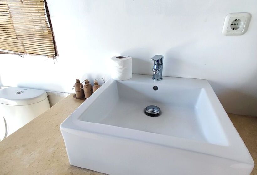 Khabita Beach Resort