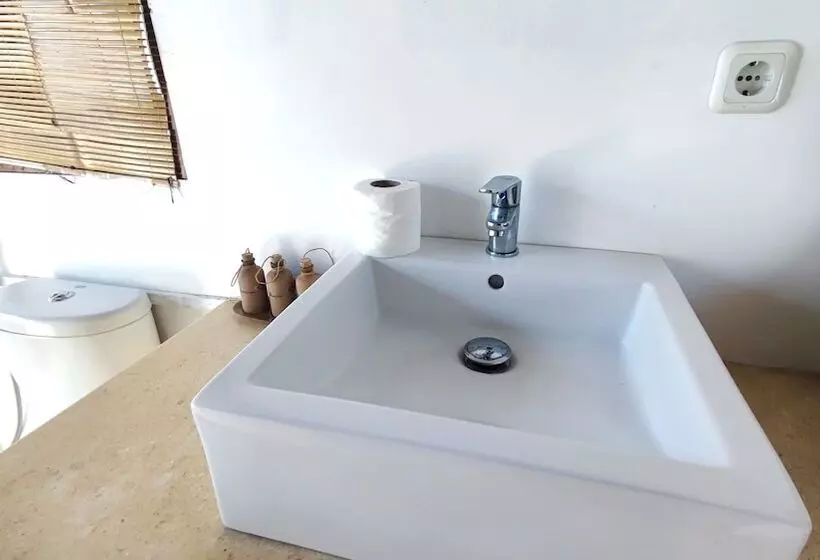 Khabita Beach Resort