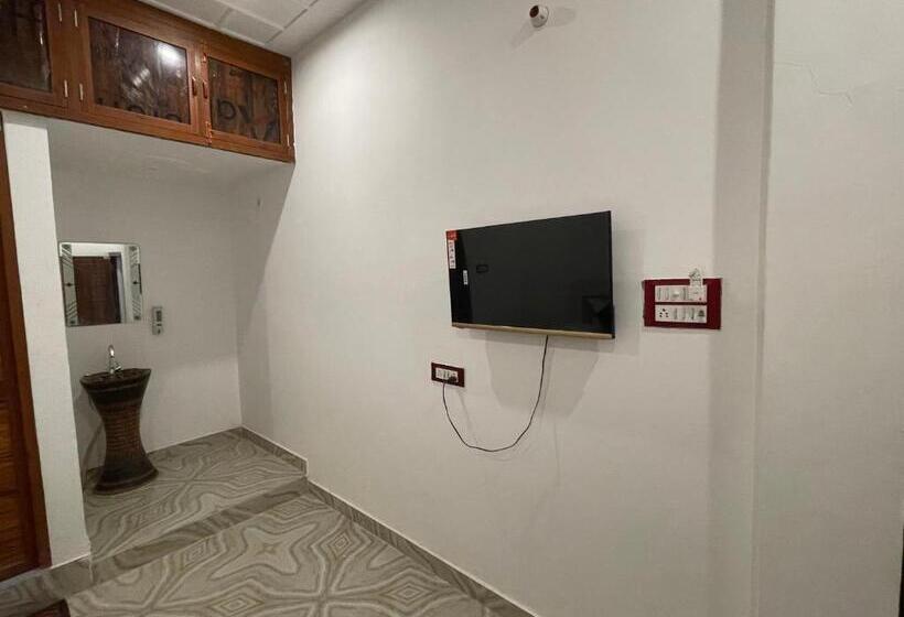 펜션 Govind Atithi Grah