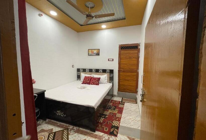 펜션 Govind Atithi Grah