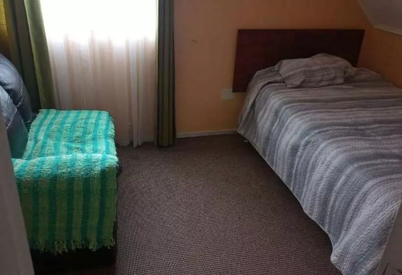ペンション Cabanas Y Hostal Tepual Puerto Montt