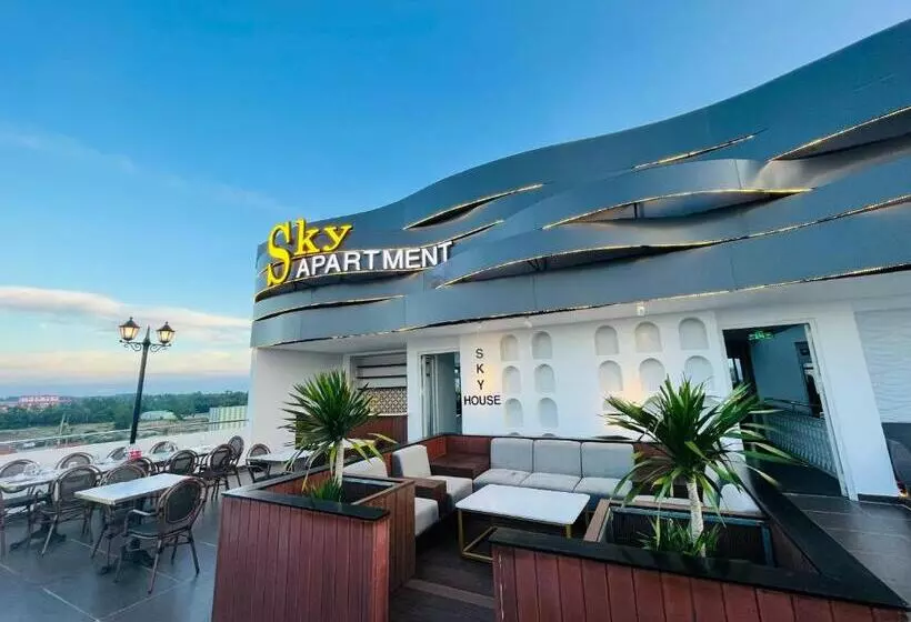 Sky House Apartment