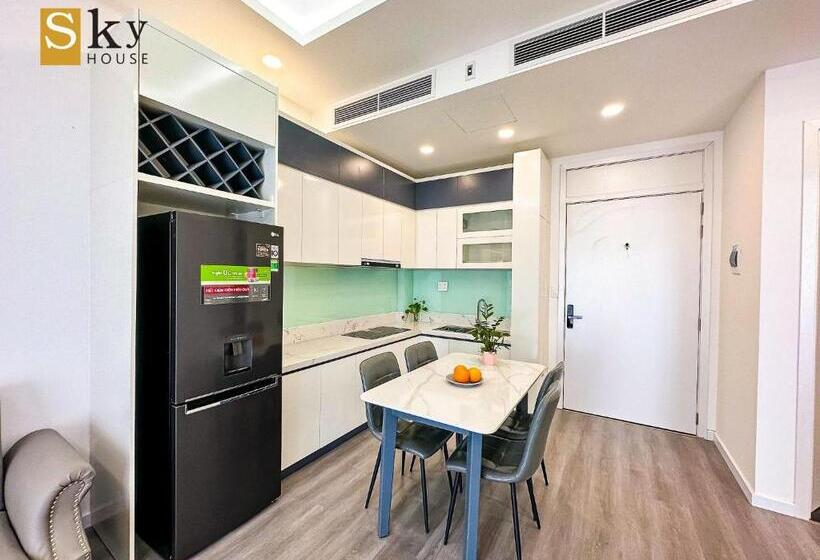 Sky House Apartment