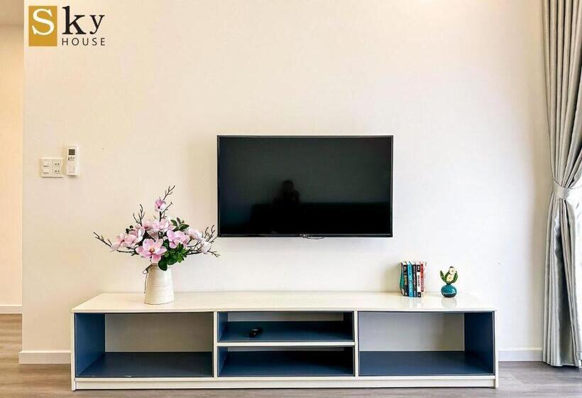 Sky House Apartment