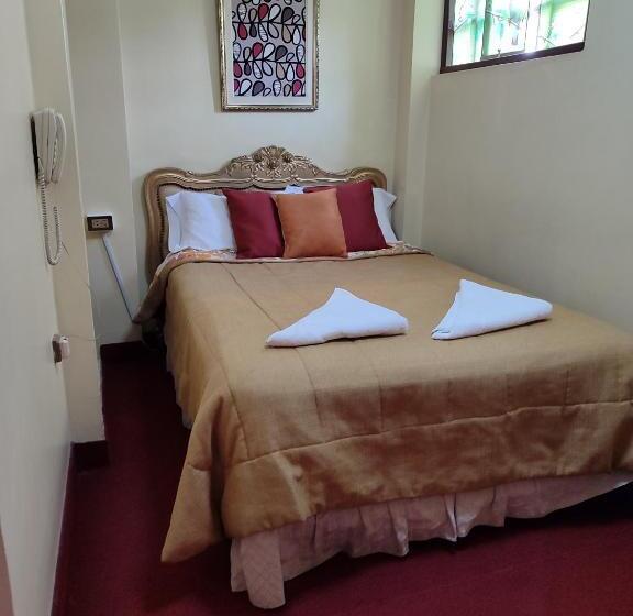 مبيت وإفطار Andean Hostel