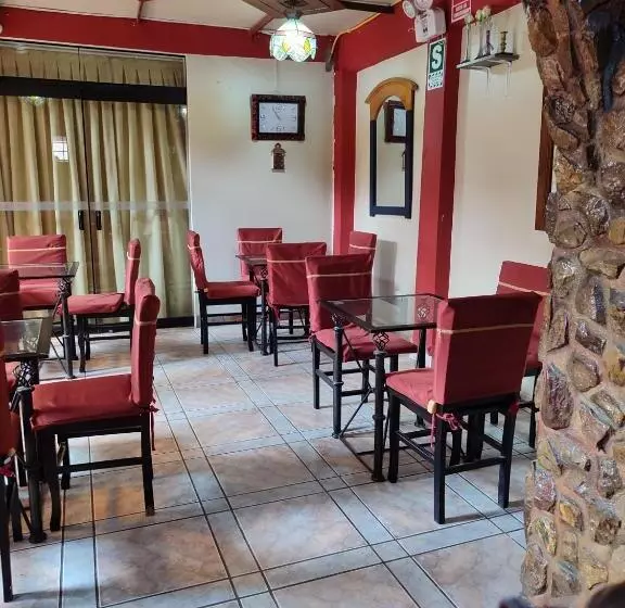 تختخواب و صبحانه Andean Hostel