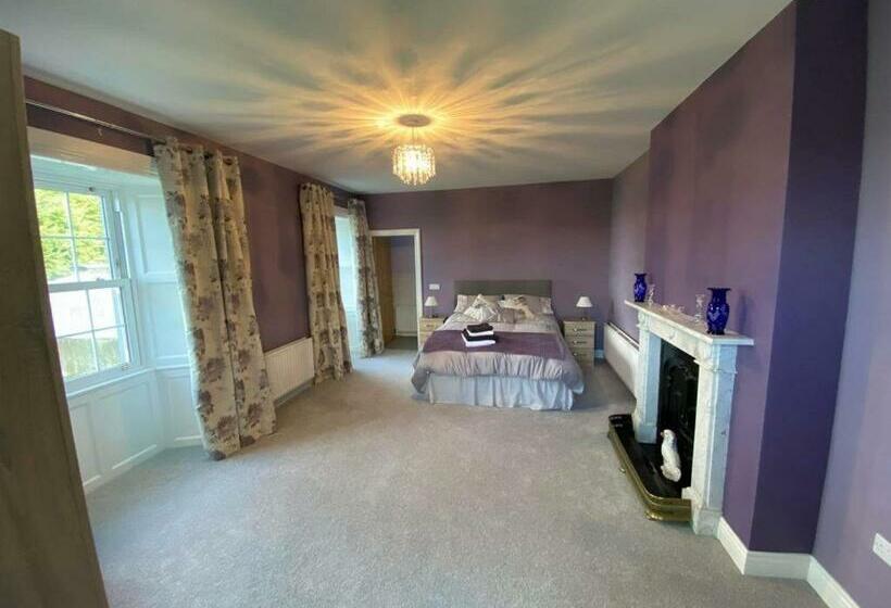 Bed and Breakfast Portinaghy House