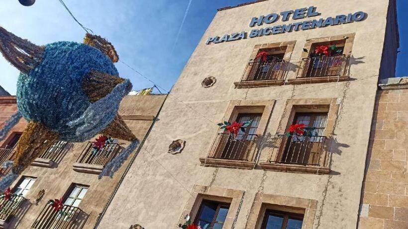 هتل Plaza Bicentenario