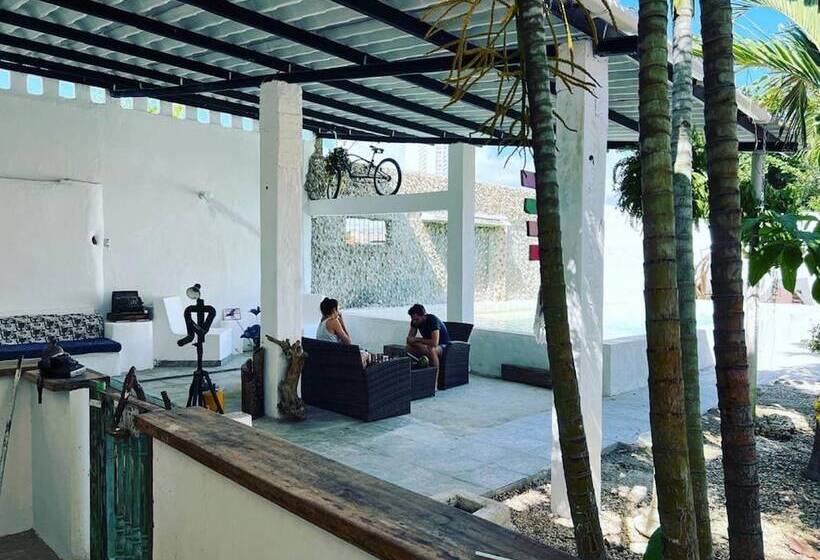 پانسیون Room In Lodge Tr A1d Hostel Room Near Castillo San Felipe With Pool And Wifi