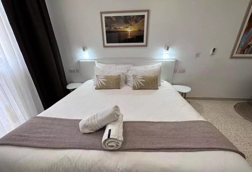 پانسیون The Beach House