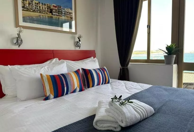 پانسیون The Beach House