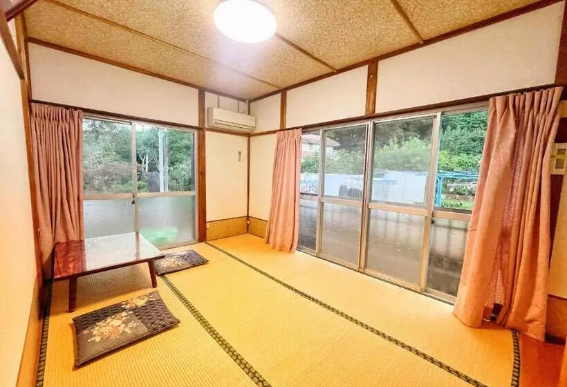 ユースホステル Iriyama So